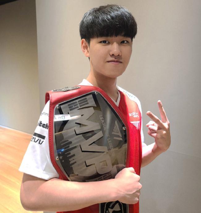 更完整的S 更完整的S