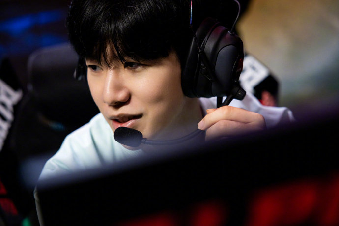 出的冷静是 出的冷静是